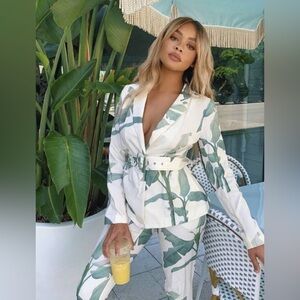 618 Palm Print Belted Blazer Jacket